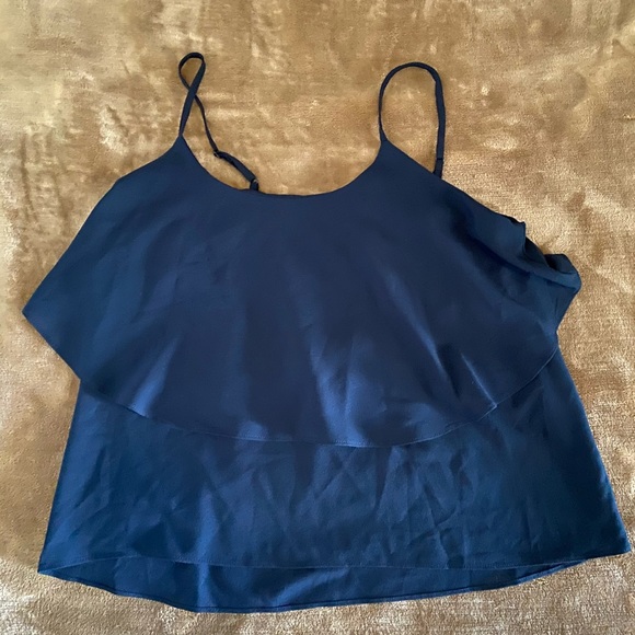 Top - Picture 2 of 3